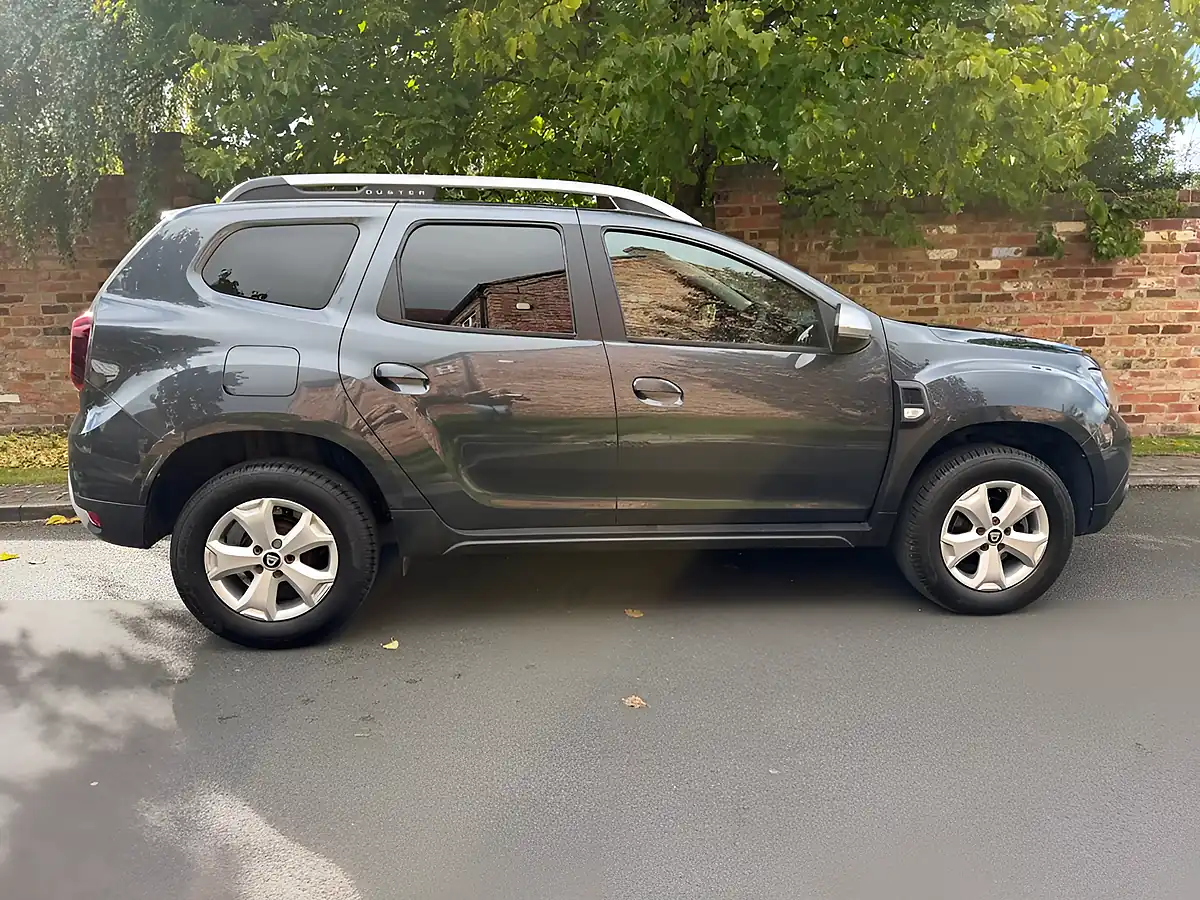 Used 2020 Dacia Duster Comfort Grey - Interior and Exterior details 8