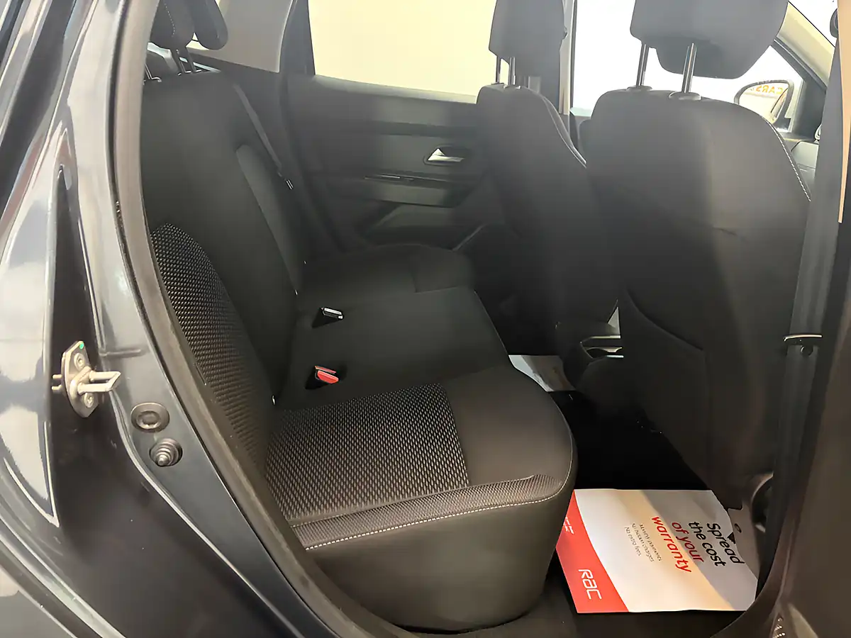 Used 2020 Dacia Duster Comfort Grey - Interior and Exterior details 13