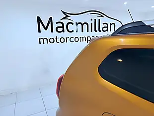 Used 2020 Dacia Duster Comfort Orange - Interior and Exterior details 17