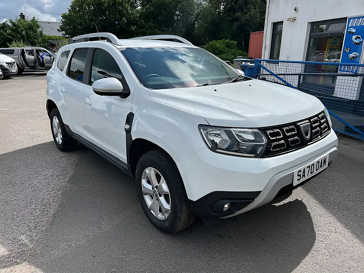 Used 2020 Dacia Duster Comfort White - Interior and Exterior details 7