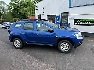 Used 2020 Dacia Duster Essential Blue - Interior and Exterior details 12