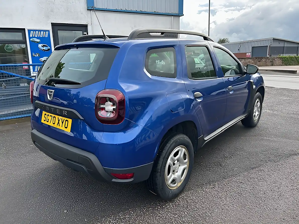 Used 2020 Dacia Duster Essential Blue - Interior and Exterior details 6