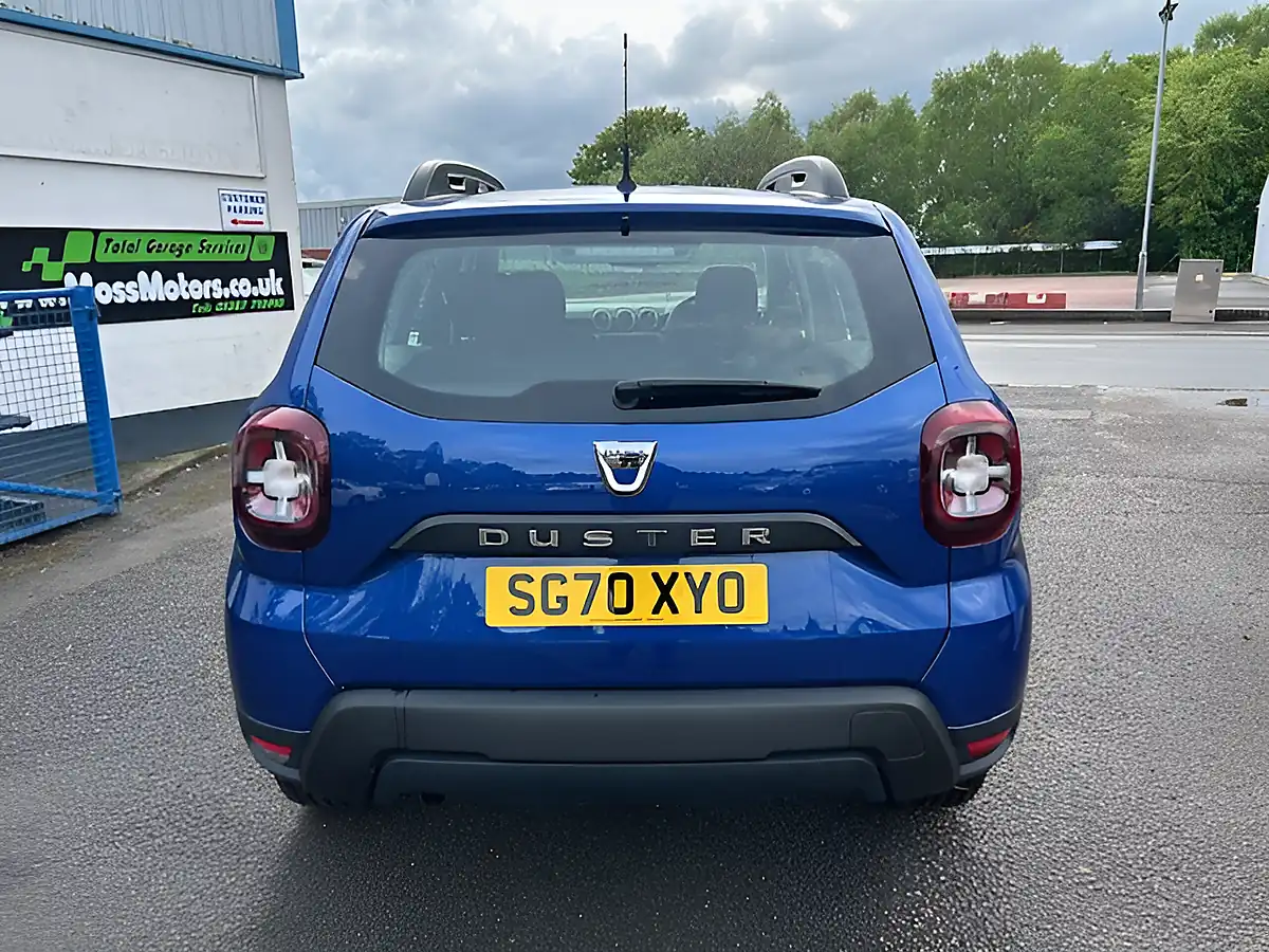 Used 2020 Dacia Duster Essential Blue - Interior and Exterior details 9