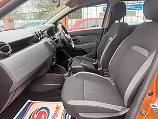 Used 2020 Dacia Duster Essential Orange - Interior and Exterior details 11