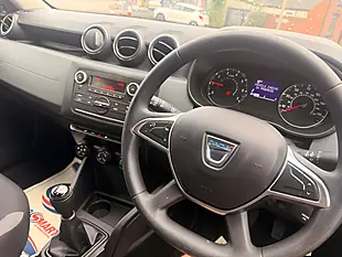 Used 2020 Dacia Duster Essential Orange - Interior and Exterior details 20