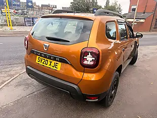 Used 2020 Dacia Duster Essential Orange - Interior and Exterior details 3