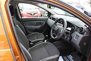 Used 2020 Dacia Duster Essential Orange - Interior and Exterior details 14