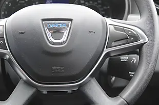 Used 2020 Dacia Duster Essential Orange - Interior and Exterior details 18