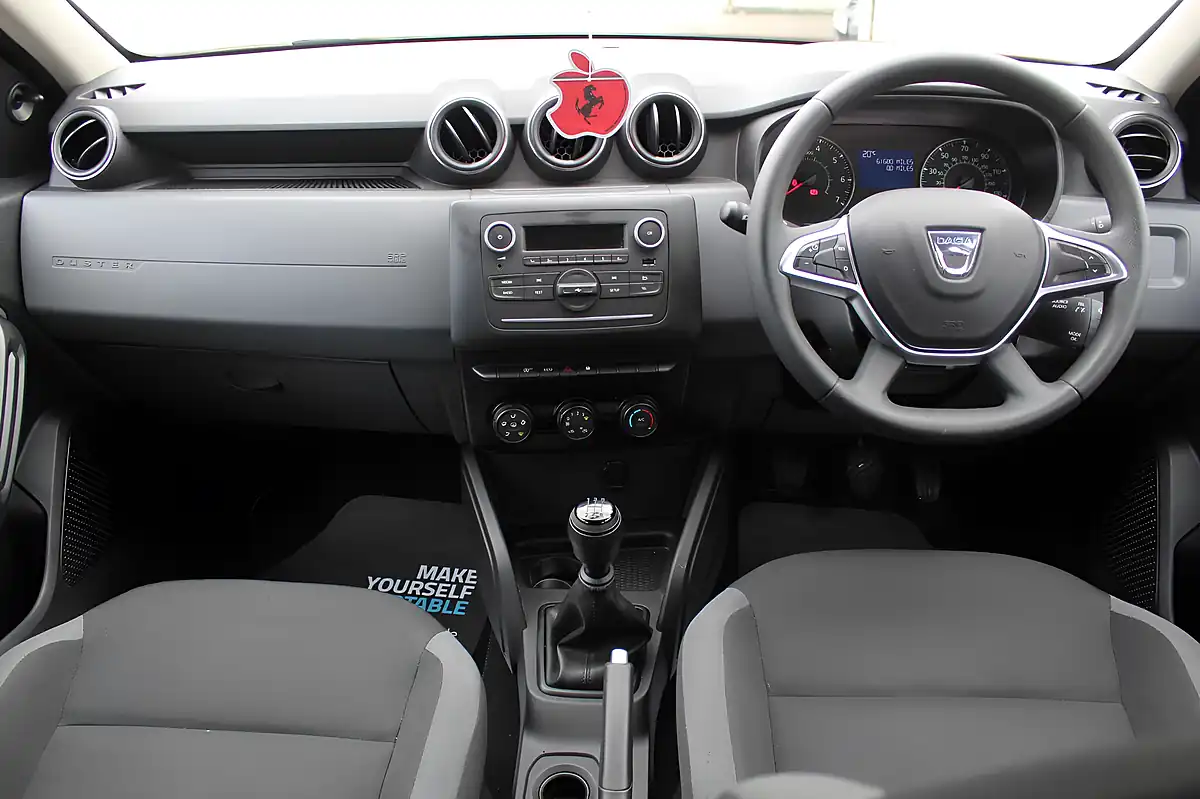 Used 2020 Dacia Duster Essential Orange - Interior and Exterior details 19