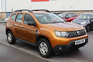 Used 2020 Dacia Duster Essential Orange - Interior and Exterior details 4