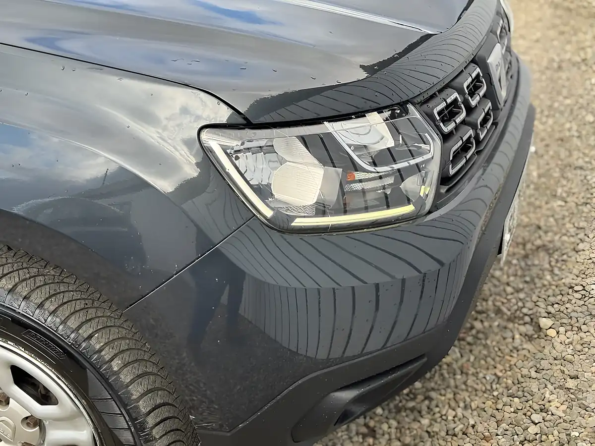 Used 2020 Dacia Duster Essential Slate Grey - Interior and Exterior details 11