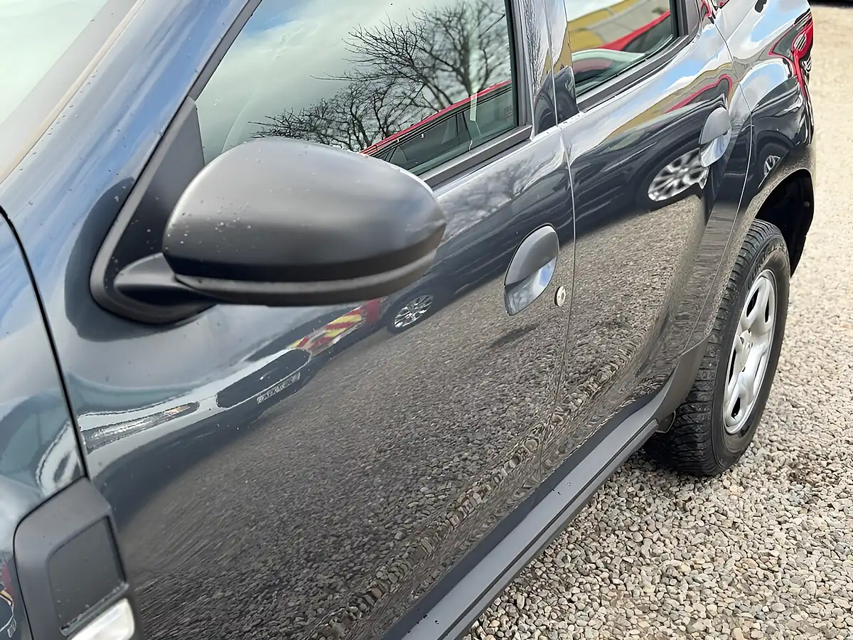 Used 2020 Dacia Duster Essential Slate Grey - Interior and Exterior details 12