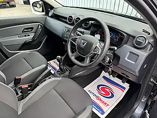 Used 2020 Dacia Duster Essential Slate Grey - Interior and Exterior details 17