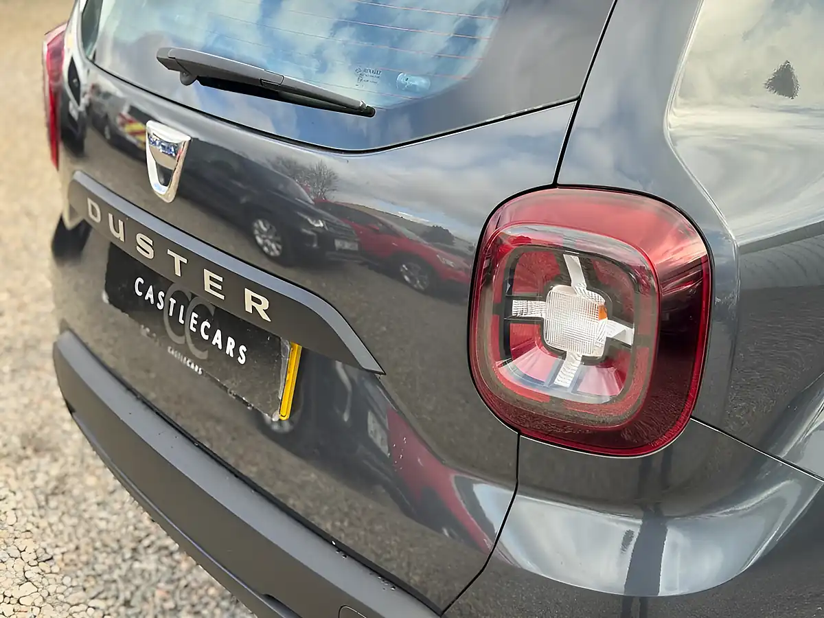 Used 2020 Dacia Duster Essential Slate Grey - Interior and Exterior details 8