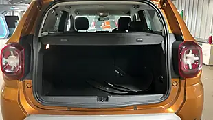 Used 2020 Dacia Duster Prestige Orange - Interior and Exterior details 7