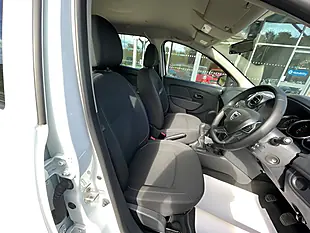 Used 2020 Dacia Logan Essential White - Interior and Exterior details 14