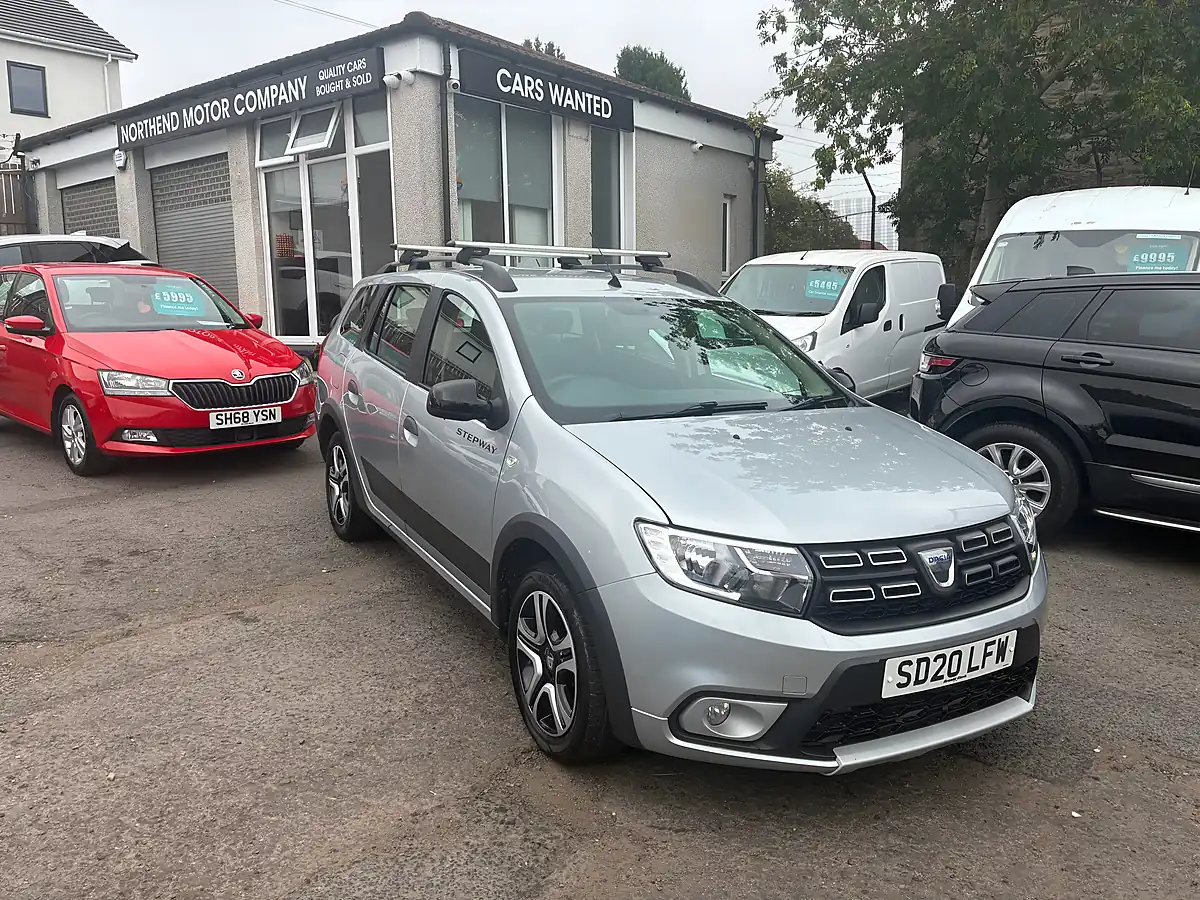 Used 2020 Dacia Logan Mcv Stepway Se Twenty Highland Grey - Front View