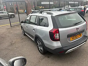 Used 2020 Dacia Logan Mcv Stepway Se Twenty Highland Grey - Interior and Exterior details 6