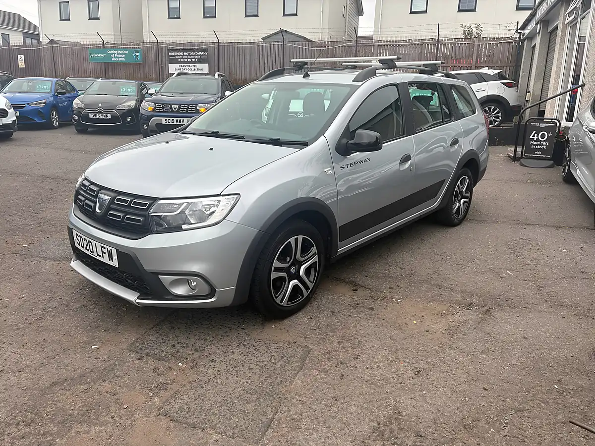 Used 2020 Dacia Logan Mcv Stepway Se Twenty Highland Grey - Interior and Exterior details 8