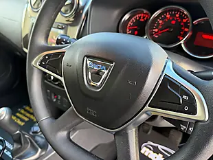 Used 2020 Dacia Sandero Comfort Black - Interior and Exterior details 18