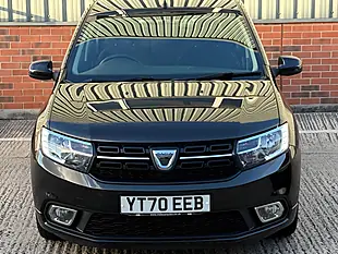 Used 2020 Dacia Sandero Comfort Black - Interior and Exterior details 4