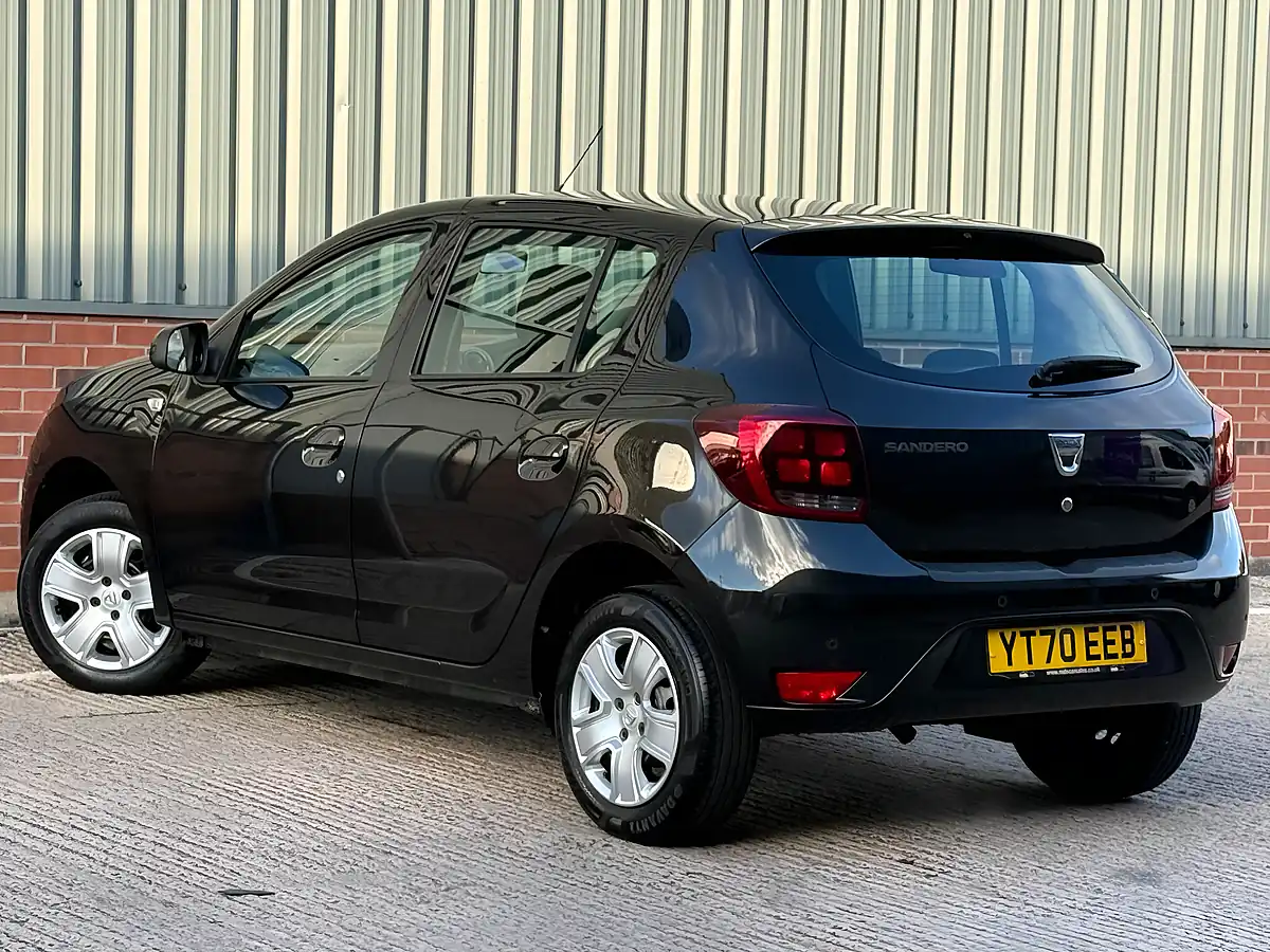 Used 2020 Dacia Sandero Comfort Black - Interior and Exterior details 6