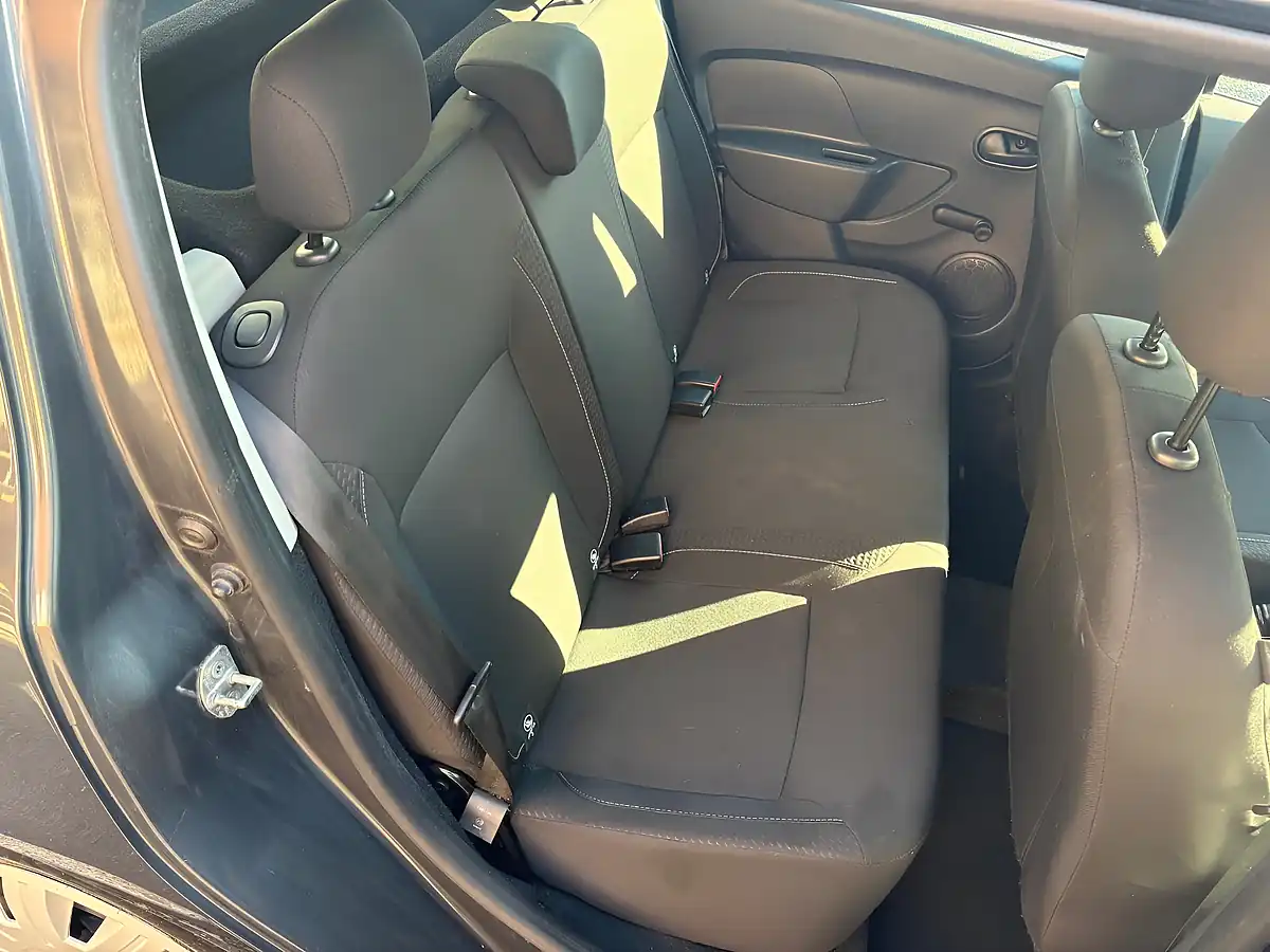 Used 2020 Dacia Sandero Essential Grey - Interior and Exterior details 11
