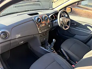 Used 2020 Dacia Sandero Essential Grey - Interior and Exterior details 13