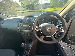 Used 2020 Dacia Sandero Essential Grey - Interior and Exterior details 16