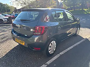 Used 2020 Dacia Sandero Essential Grey - Interior and Exterior details 3