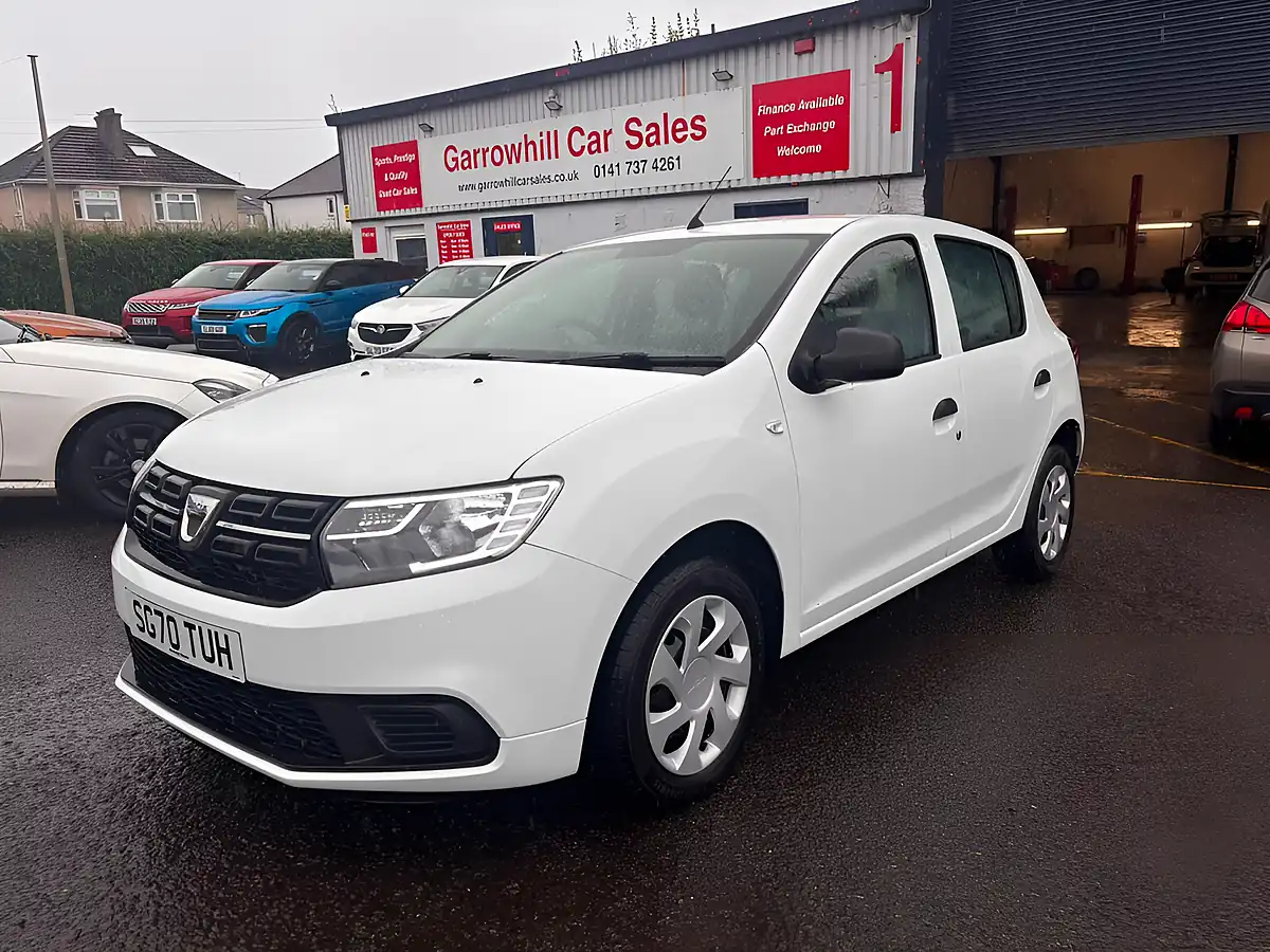 Used 2020 Dacia Sandero Essential White - Front View