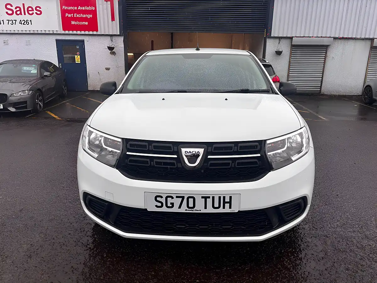 Used 2020 Dacia Sandero Essential White - Interior and Exterior details 2