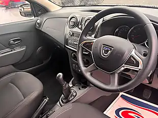 Used 2020 Dacia Sandero Essential White - Interior and Exterior details 9