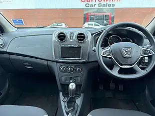 Used 2020 Dacia Sandero Stepway Comfort Blue - Interior and Exterior details 2