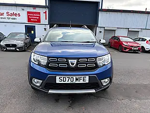 Used 2020 Dacia Sandero Stepway Comfort Blue - Interior and Exterior details 3