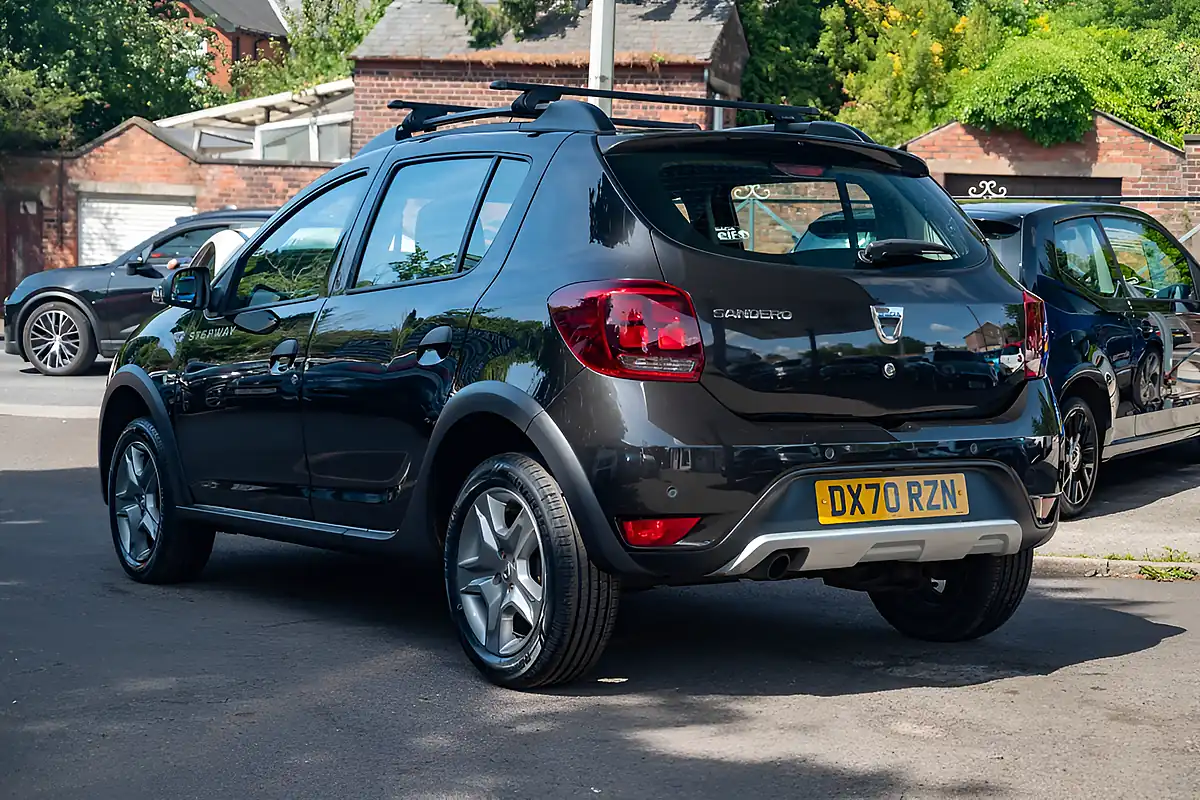 Used 2020 Dacia Sandero Stepway Comfort Pearl Black - Interior and Exterior details 6
