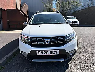 Used 2020 Dacia Sandero Stepway Essential White - Interior and Exterior details 7