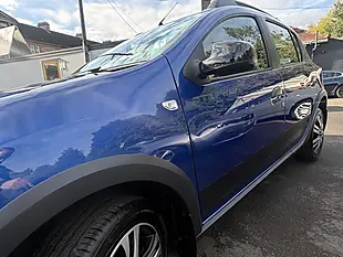 Used 2020 Dacia Sandero Stepway Se Twenty Blue - Interior and Exterior details 12