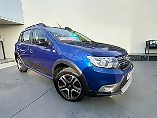 Used 2020 Dacia Sandero Stepway Se Twenty Blue - Interior and Exterior details 2