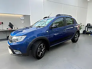 Used 2020 Dacia Sandero Stepway Se Twenty Blue - Interior and Exterior details 3