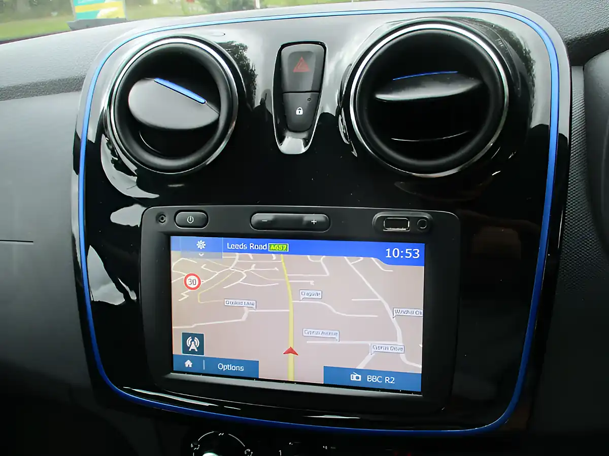 Used 2020 Dacia Sandero Stepway Se Twenty Grey - Interior and Exterior details 13