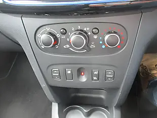 Used 2020 Dacia Sandero Stepway Se Twenty Grey - Interior and Exterior details 16
