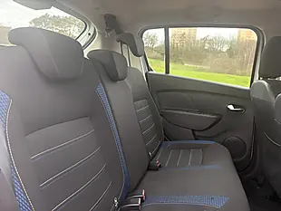 Used 2020 Dacia Sandero Stepway Se Twenty White - Interior and Exterior details 17