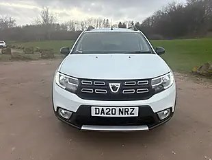 Used 2020 Dacia Sandero Stepway Se Twenty White - Interior and Exterior details 19