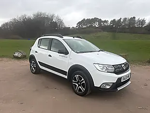 Used 2020 Dacia Sandero Stepway Se Twenty White - Interior and Exterior details 20