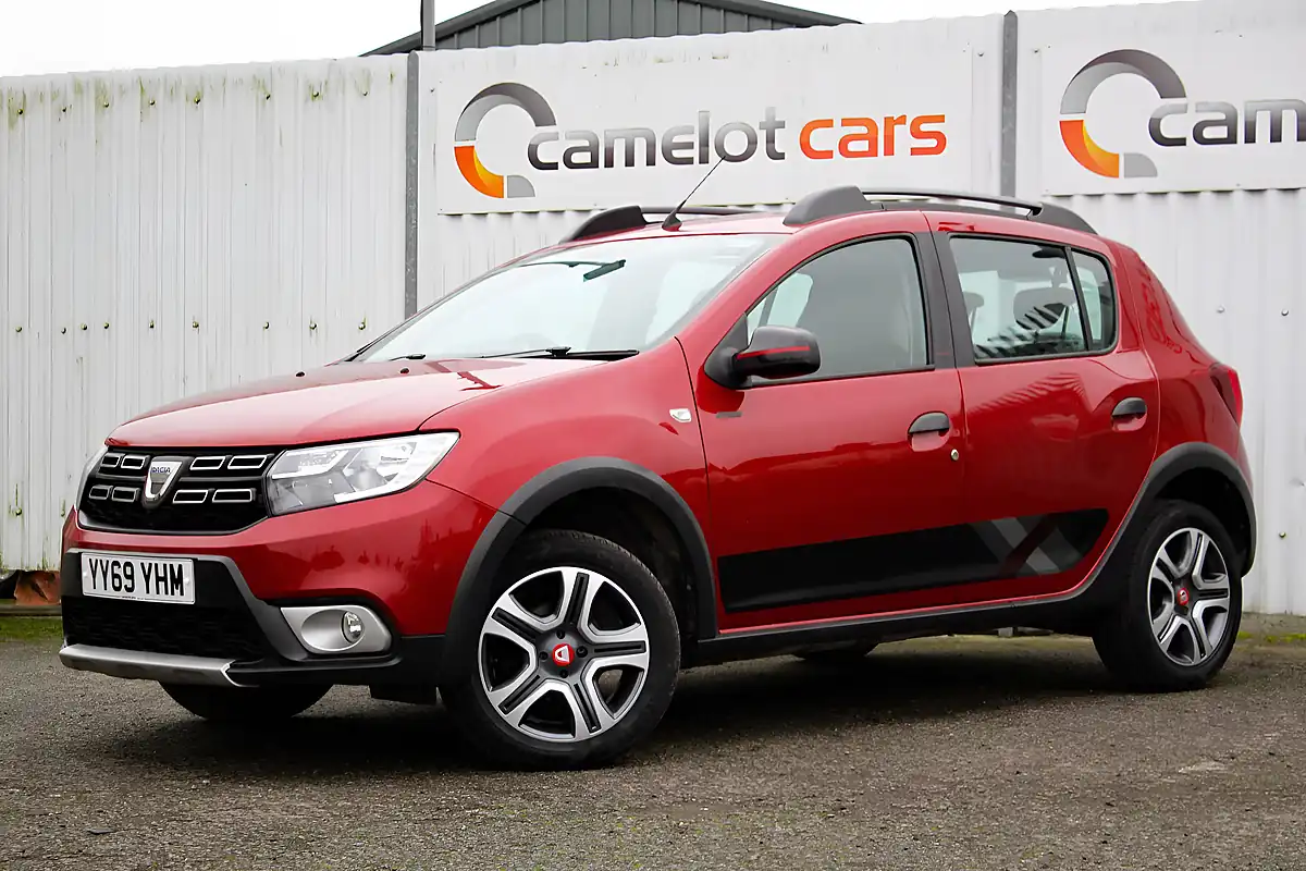 Used 2020 Dacia Sandero Stepway Techroad Red - Interior and Exterior details 3
