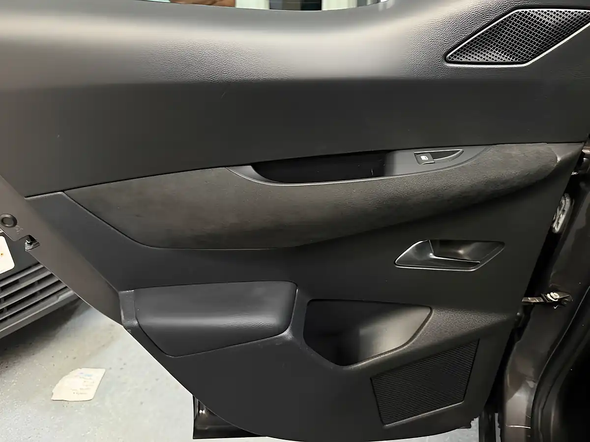 Used 2020 DS Automobiles 4 Performance Line Crossback Grey - Interior and Exterior details 18