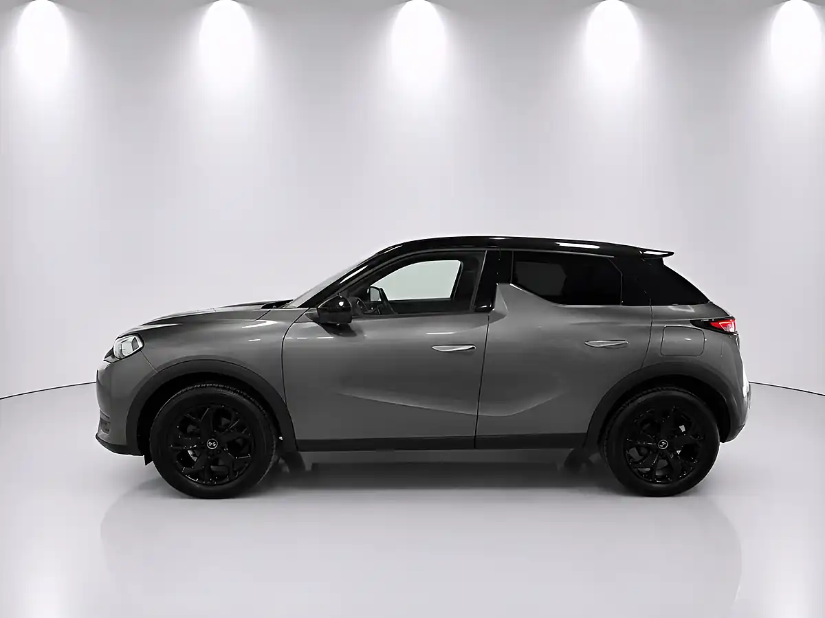 Used 2020 DS Automobiles 4 Performance Line Crossback Grey - Interior and Exterior details 4