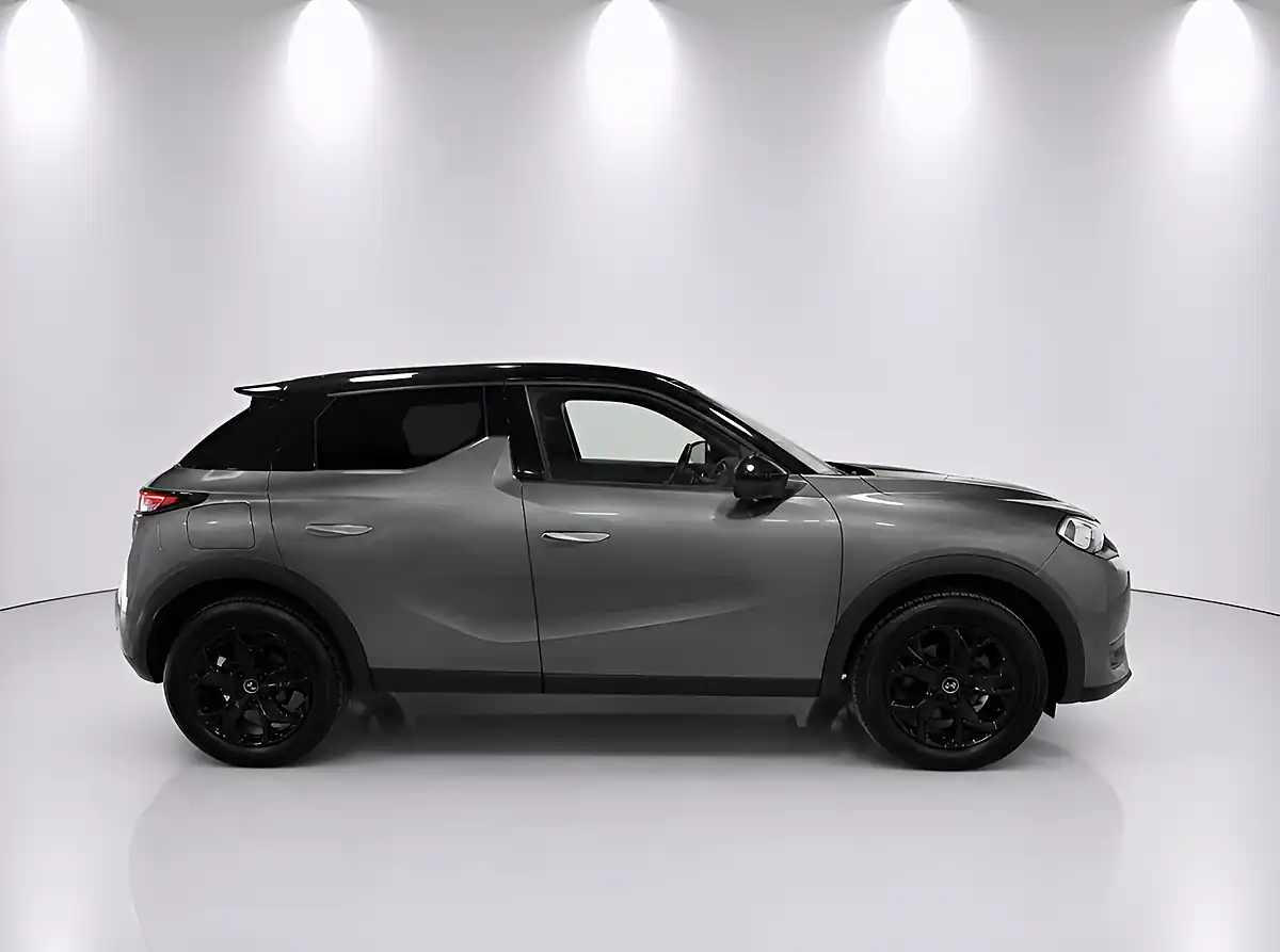 Used 2020 DS Automobiles 4 Performance Line Crossback Grey - Interior and Exterior details 8