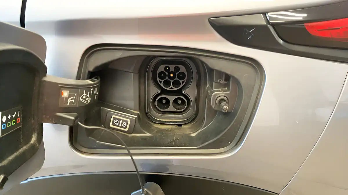 Used 2020 DS Automobiles DS 3 Crossback Performance Line Grey - Interior and Exterior details 10
